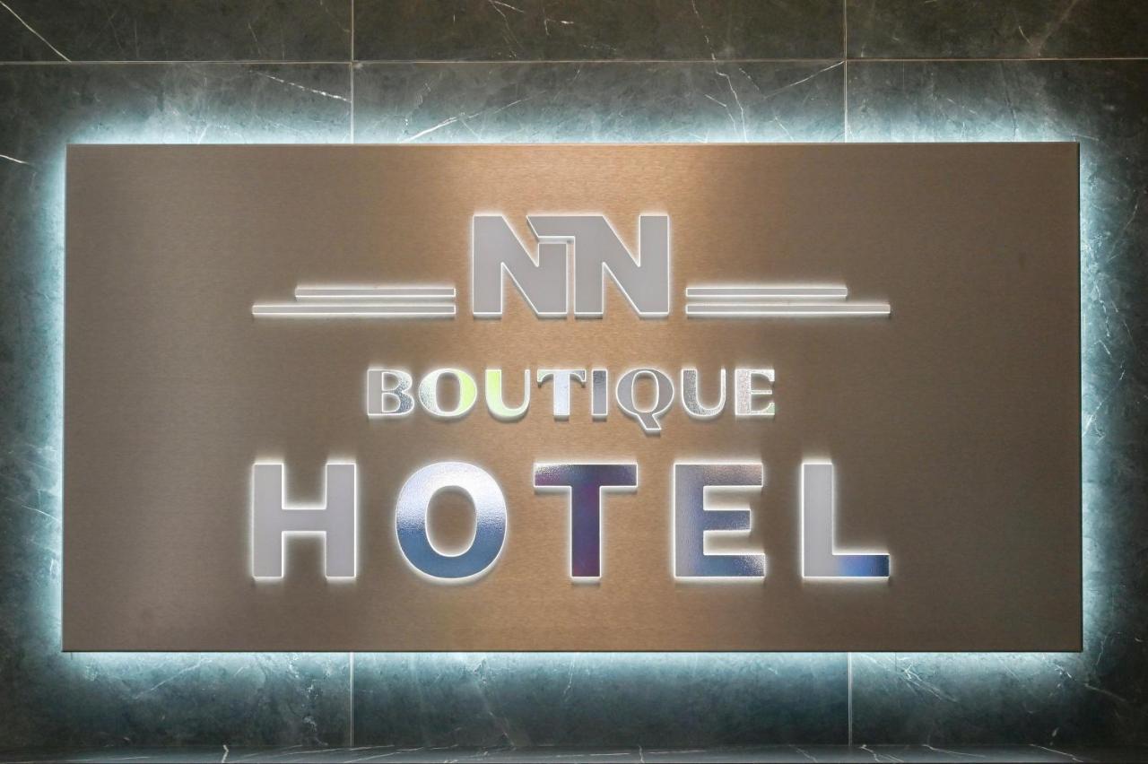 Nn Boutique Hotel Tiszaujvaros Exterior foto