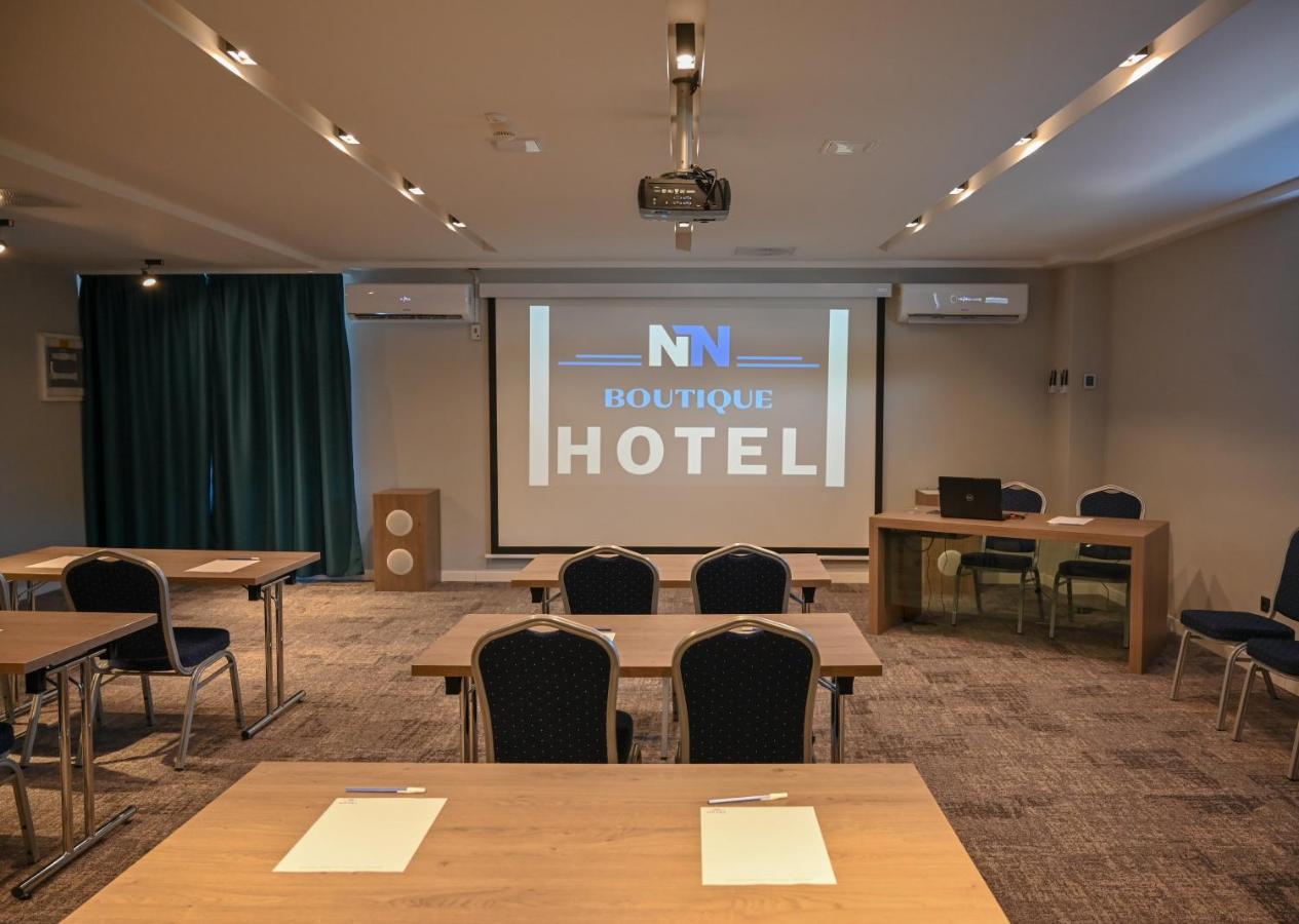 Nn Boutique Hotel Tiszaujvaros Exterior foto